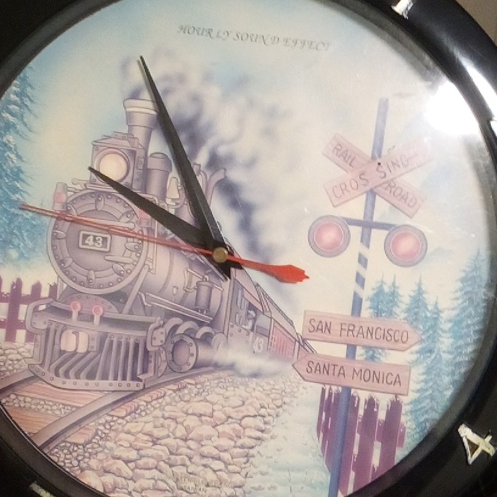 Train clock